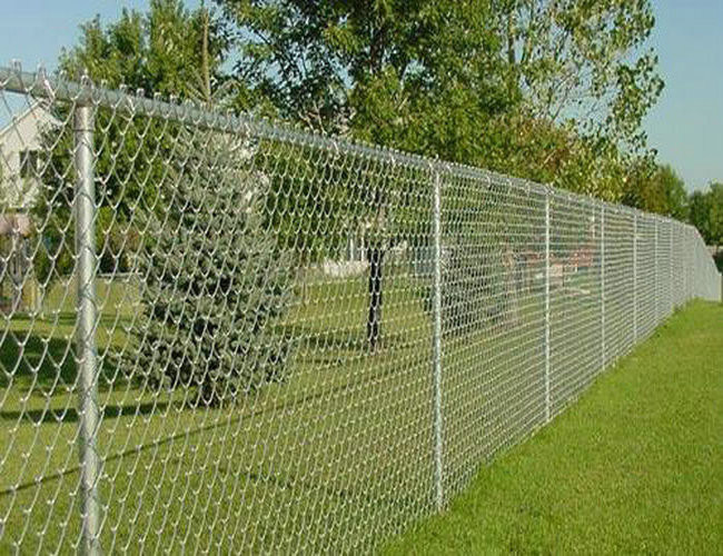 High Strength Decorative Chain Link Fence , PVC Coated Wire Mesh For Cages