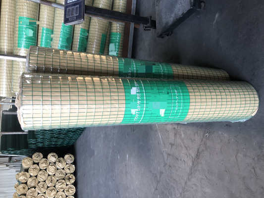 4''x4'' PVC Welded Wire Mesh Low Carbon UV Resistance 1.8m