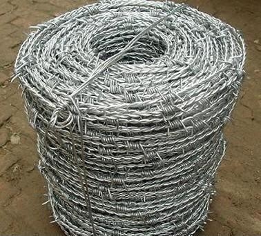 BWG16xBWG16 Hot Dip Galvanized Barbed Wire Cattle Fence