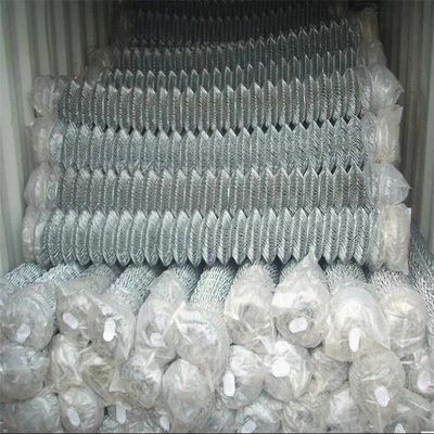 Hot Dipped Galvanized Cyclone Wire Mesh Fence 2.5mm Dia