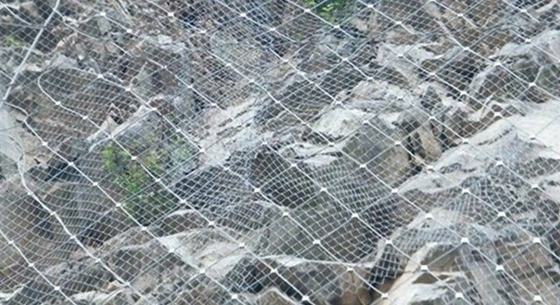60*80 Gabion Steel Mesh Double Twisted Hexagonal Woven Metal Mountain Protection Net